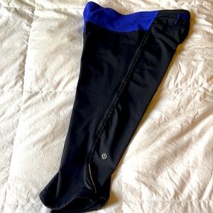Lululemon crop, size 6